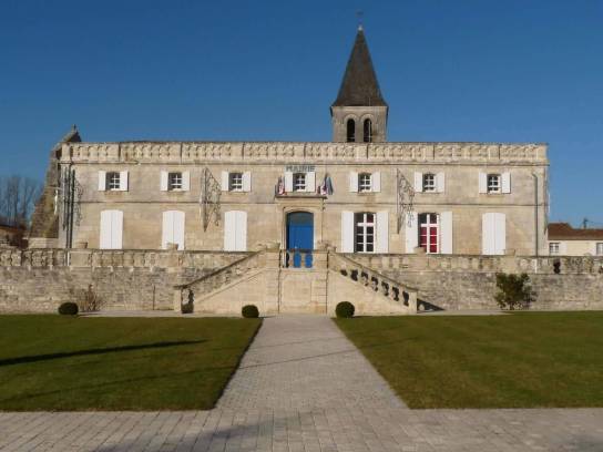 Mairie de Sireuil, Charente, Nouvelle-Aquitaine, France.