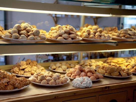 Biscuiterie Lolmède - Les biscuits - Angoulême, Charente, Nouvelle-Aquitaine, France.