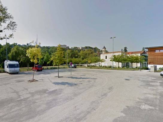 Aire d'accueil d'Angoulême - Quartier Saint Cybard, Charente, Nouvelle-Aquitaine, France.