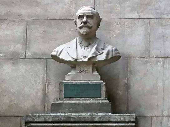 Buste de Raoul Verlet - Angoulême, Charente, Nouvelle-Aquitaine, France.