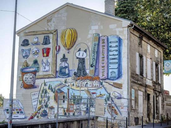 Mur peint "Angoulême, toute une histoire" - Angoulême, Charente, Nouvelle-Aquitaine, France.