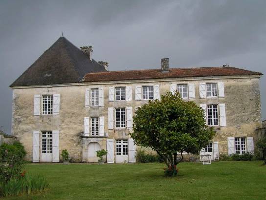 Le château de Balzac - Charente, Nouvelle-Aquitaine, France.