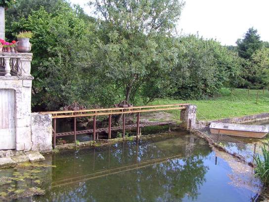 La Nouère à Saint-Cybardeaux, Charente, Nouvelle-Aquitaine, France.