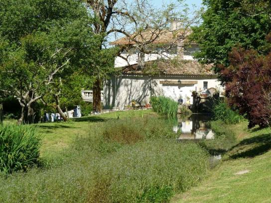 Les Eaux Claires au moulin de Combe de Loup - Dirac, Charente, Nouvelle-Aquitaine, France.