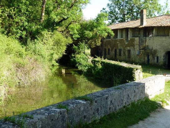 Les Eaux Claires au moulin du Verger - Puymoyen, Charente, Nouvelle-Aquitaine, France.