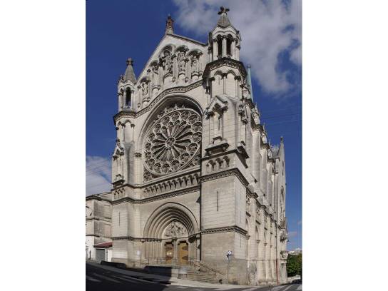 Église Notre-Dame d'Obézine : la façade, rue de Montmoreau - Angoulême, Charente, Nouvelle-Aquitaine, France.