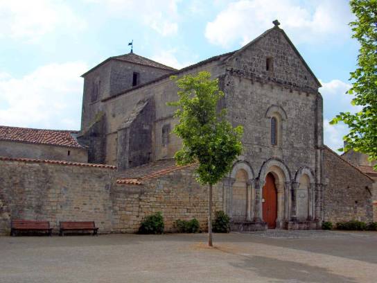 Église Notre-Dame - Fléac, Charente, Nouvelle-Aquitaine, France.