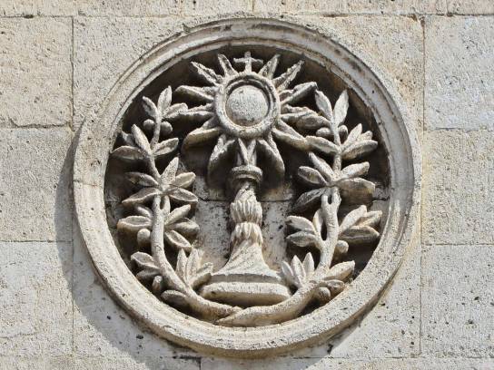 Église Saint-André : un motif de la façade - Angoulême, Charente, Nouvelle-Aquitaine, France.