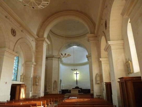 Église Saint-Jacques de l'Houmeau : la nef - Angoulême, Charente, Nouvelle-Aquitaine, France.