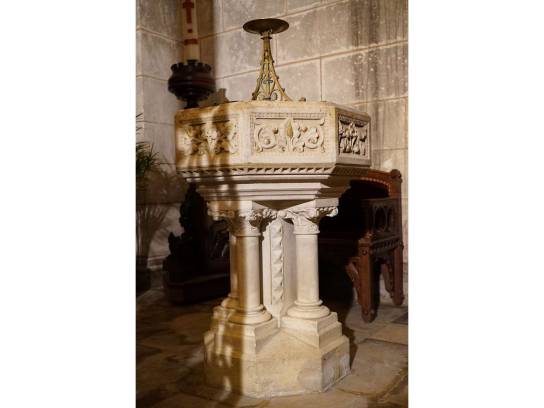 Église Saint-Martial : baptistère - Angoulême, Charente, Nouvelle-Aquitaine, France.