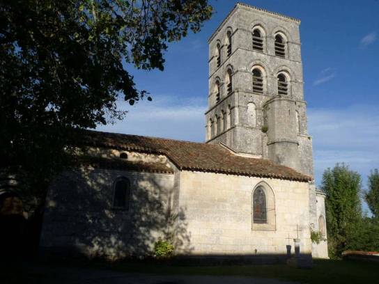 Église Saint-Pierre - Sers, Charente, Nouvelle-Aquitaine, France.