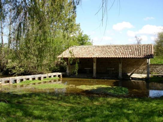 Lavoir de La Lèche - Touvre, Charente, Nouvelle-Aquitaine, France.
